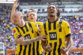 金年会体育-多特蒙德与尤文图斯交锋谁能笑到最后一场