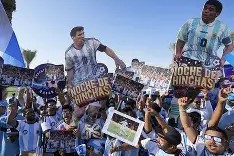 金年会体育-强强对话的足球赛事掀起球迷狂热的简单介绍