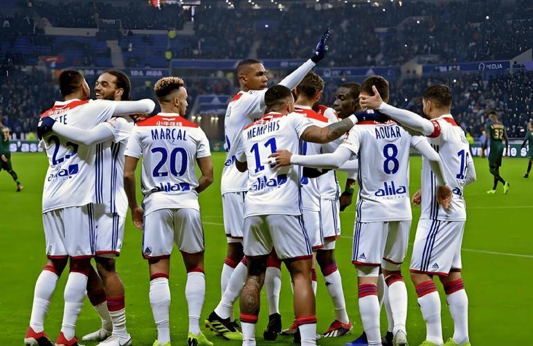 摩纳哥客场逆转获胜，追赶法甲前几名球队